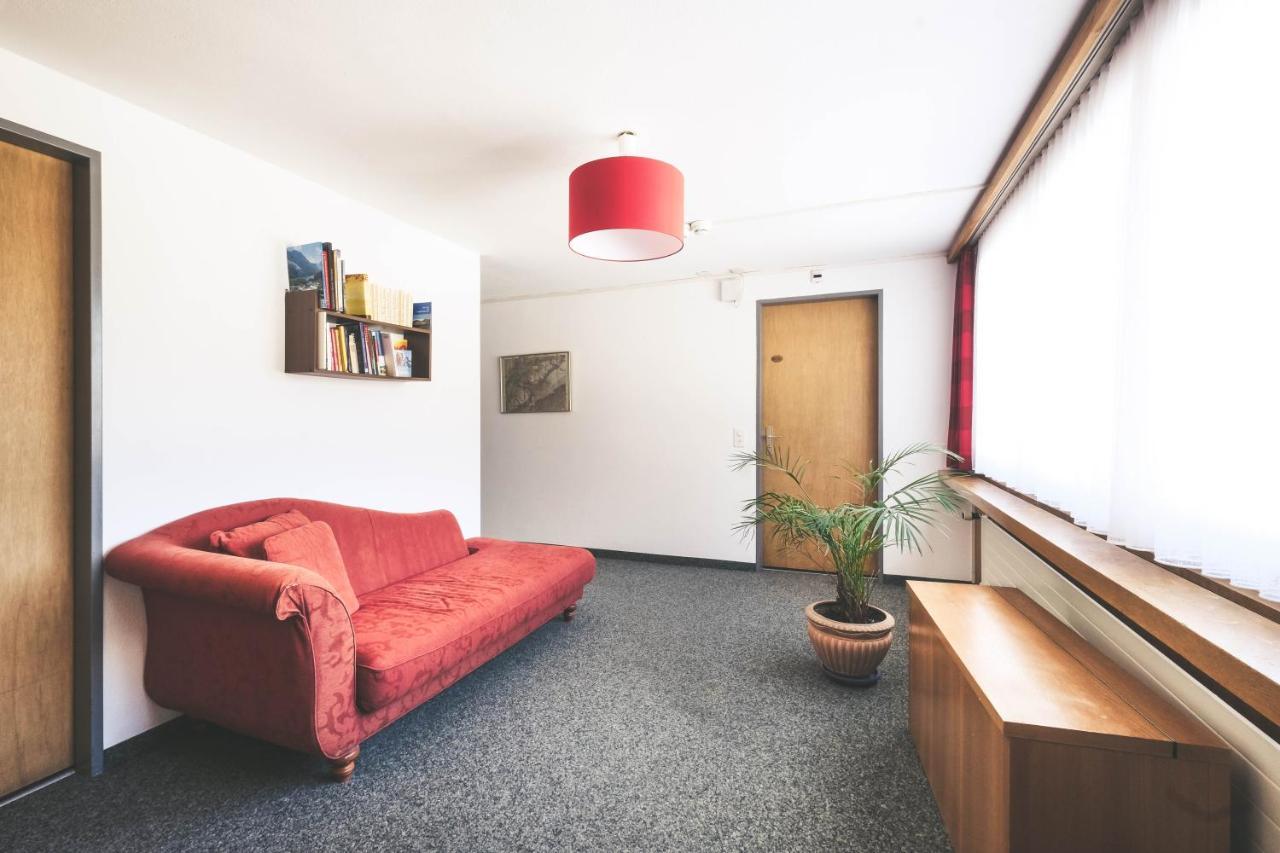 Hotel Alpina Kandersteg Eksteriør billede