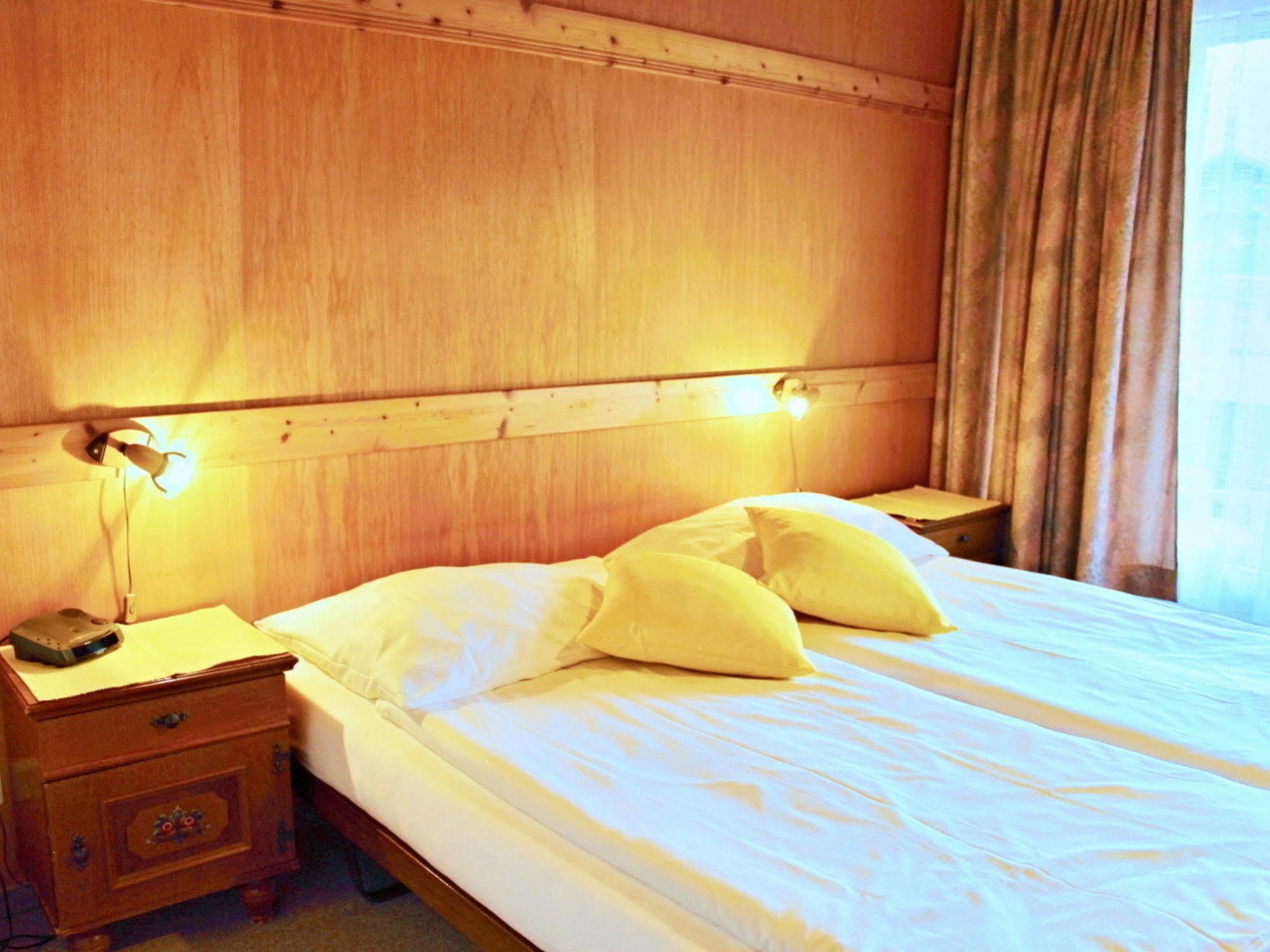 Hotel Alpina Kandersteg Eksteriør billede