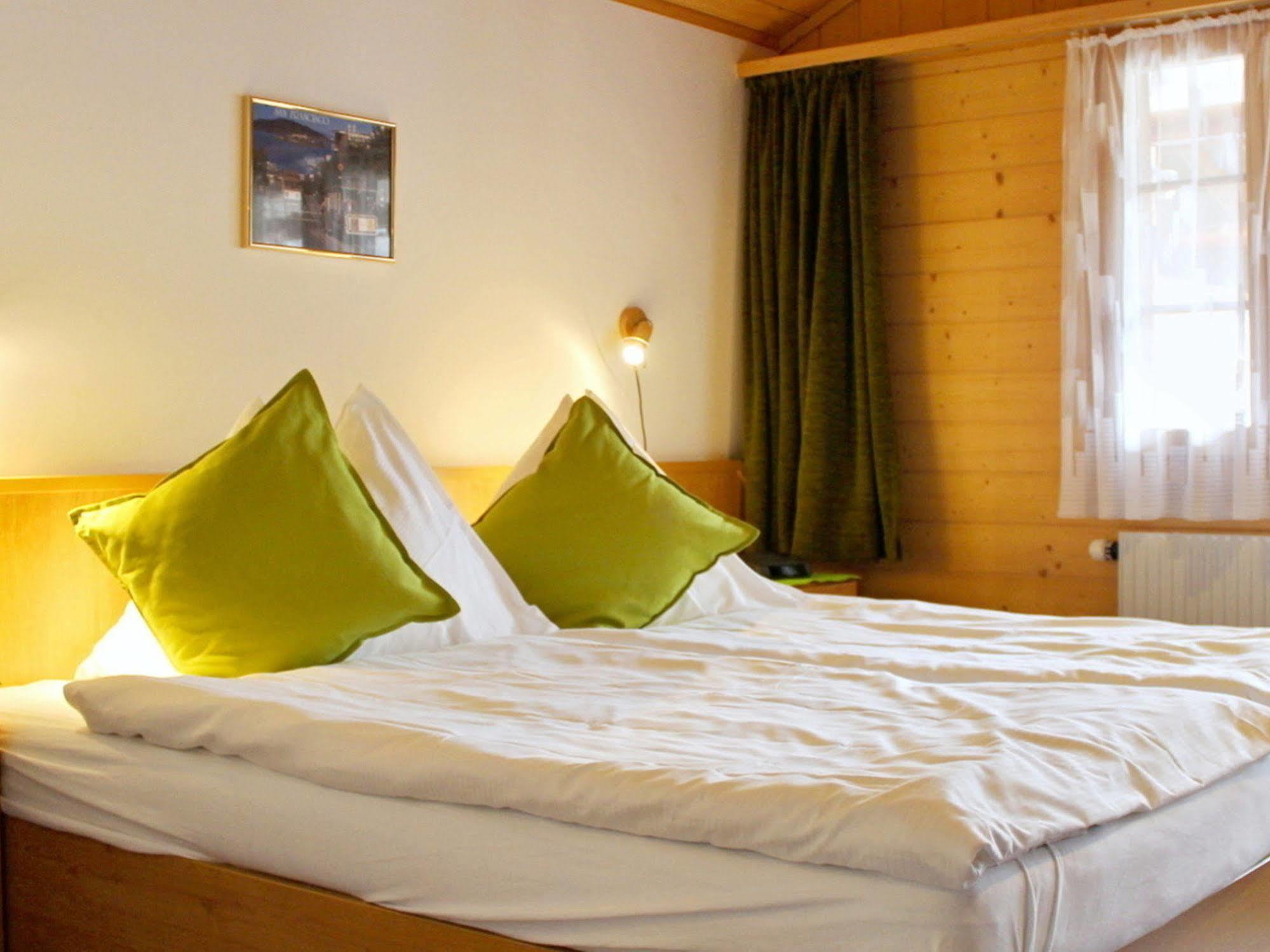 Hotel Alpina Kandersteg Eksteriør billede